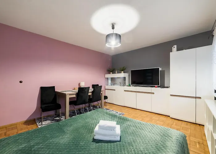 Swoboda Comfort By Bookinghost Apartment Poznan